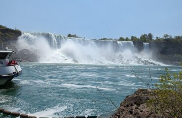 Views On Niagara Tour